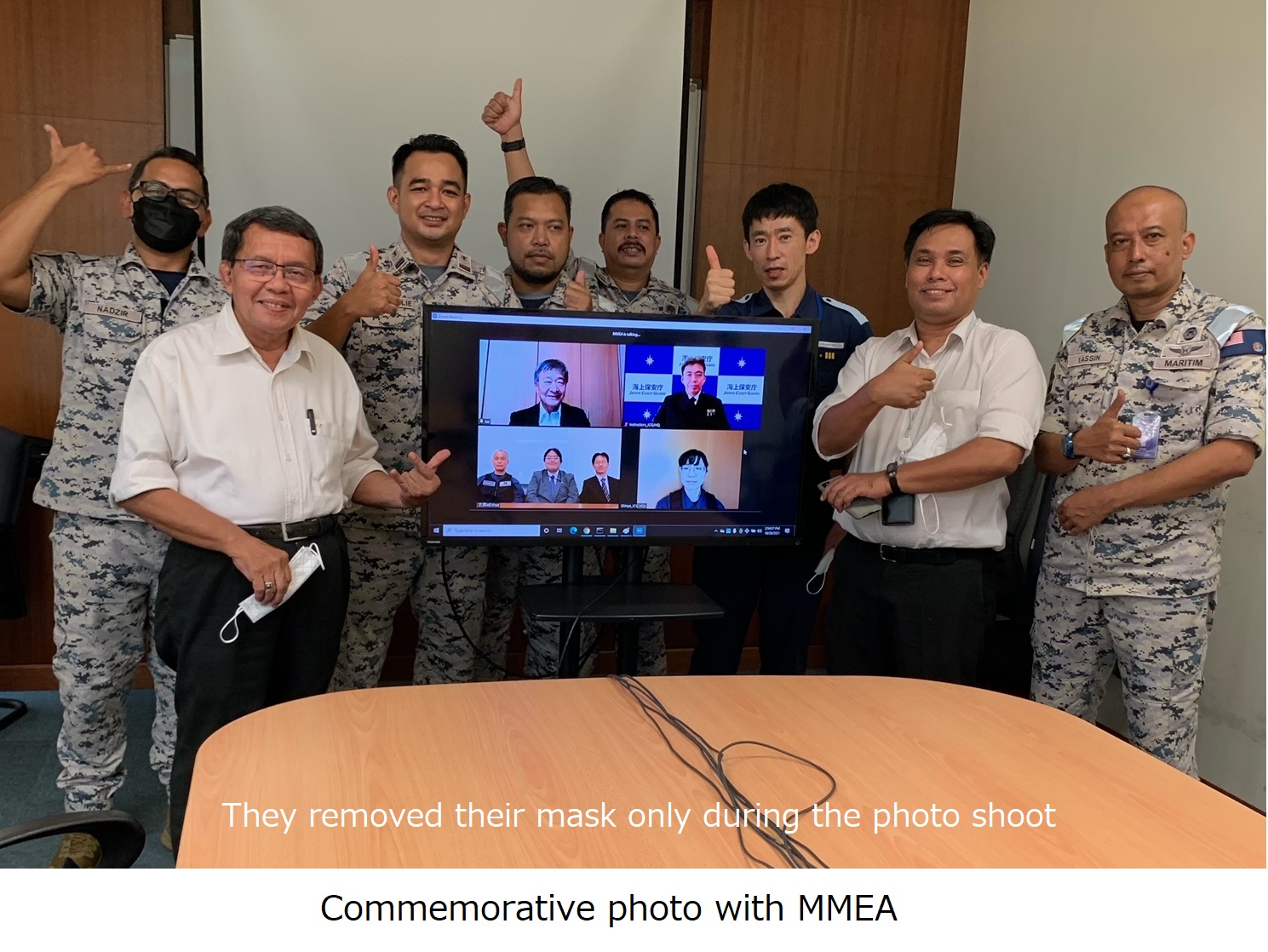 Commemorative photo with MMEA