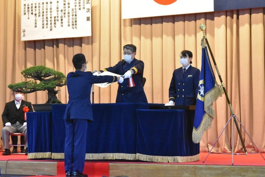 Graduation certificate and degree conferral