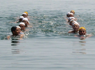 ���j�P��