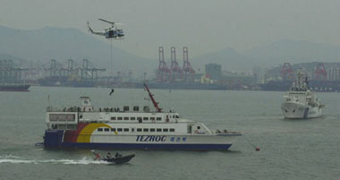 ���؊C��x�������P��