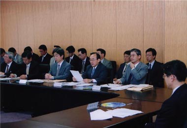 �嗤�I�����Ɋւ���֌W�Ȓ��A����c