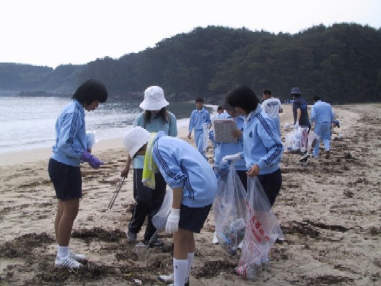 �Y���S�~�𕪗ޒ�������q�ǂ�����