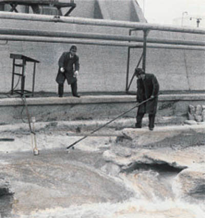 �C�m�����h�~�@�̎{�s