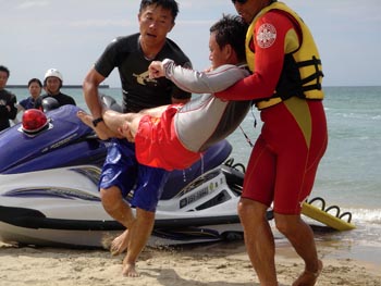 �P���̗l�q