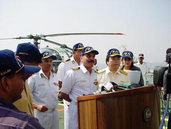 �C���h���݌x�����Ƃ̘A�g�P��