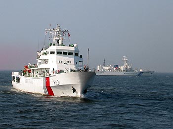 �ω{���ɎQ�����钆���C���ǂ́u�C��21�v