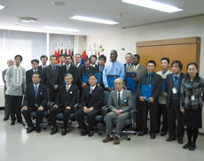 ���H���ʃR�[�X�u��