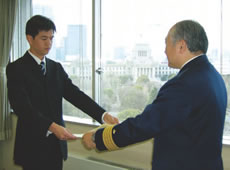 ���یY���ے��܂��󂯎��L�A�g�p�X���C��