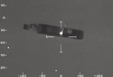 �s�@�����̗l�q�i�ԊO���Ď����u�ɂ��j