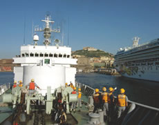 練習船「こじま」による遠洋航海実習