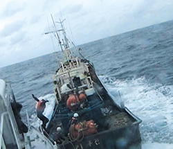 �����̂��ߊ؍����D�ɔ�шڂ�C��ۈ���