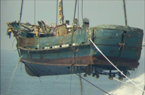 ���g����ꂽ�H��D