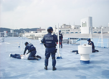 �e���΍�P��