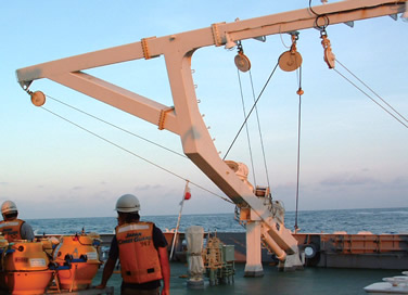 �ϑ��@��̉��