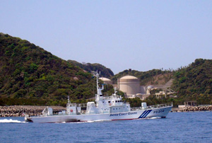 �����D�ɂ�錴�q�͔��d�����ӂ̌x��