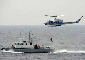 �{���~��