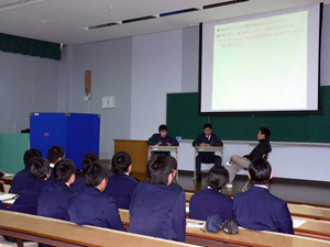 語学研修(外国語による取り調べの実習)