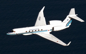 �i������C��ۈ���