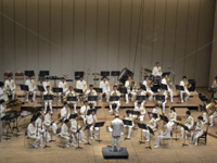 ���y����