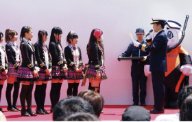 �u�}�������W���[���S���i�K�[���v�ɔC�������T�U���N���X