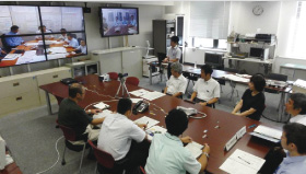 �A�g����P���̗l�q