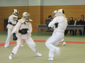 �������C