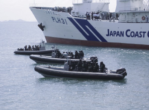 ����A�W�A�ւ̏����D�h���i�P���̗l�q�j