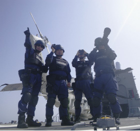 �C���ɏ]������h���{����