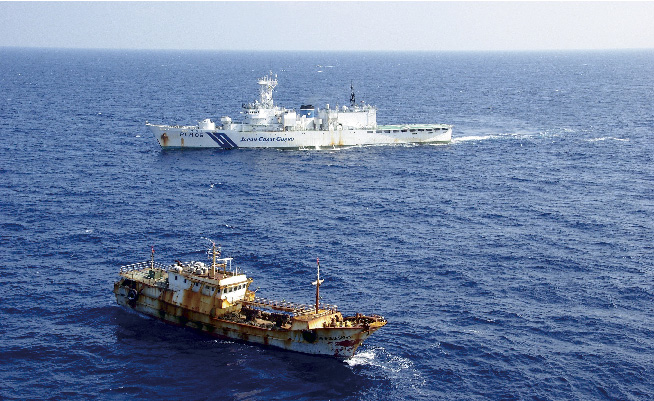 �����T���S���D�ɐڋ߂��鏄���D