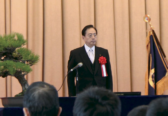 �C��ۈ���w�Z���Ɛ������シ�鑾�c���y��ʑ�b