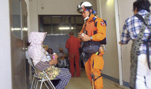 �������œ�������b�𕷂��@���~��m