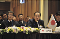 ��16��k�����m�C��ۈ��t�H�[�����T�~�b�g�i�ʐ^�E�F�����C��ۈ��āj