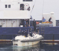 ���I���A�e�^�D�ߑ��P��