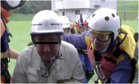 美生ダム孤立者救助状況