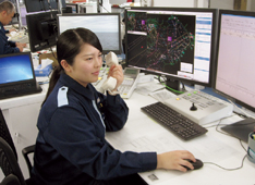 �C���ʃZ���^�[�^�p�ǐ���