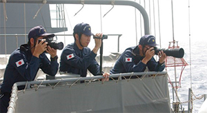 �D���̊Ď������s���h������