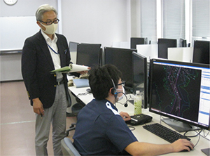 �C���ʃZ���^�[