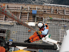 �@���~��m