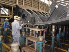 �D���H����