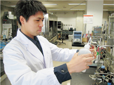 ����������