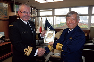 �j���[�W�[�����h�C�R�{�����ɂ�钷���\�h