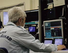 5���p�X�ϑ����̃I�y���[�^�[