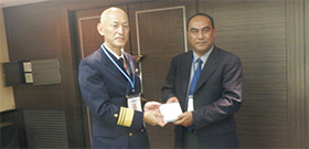 �L���o�X�C��x�@�Ƃ̃o�C��k