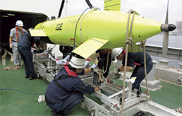 ��m������