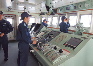 ���D���K