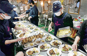 �������K