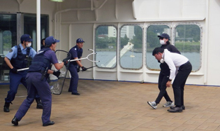 �֌W�@�ւƂ̍����P��